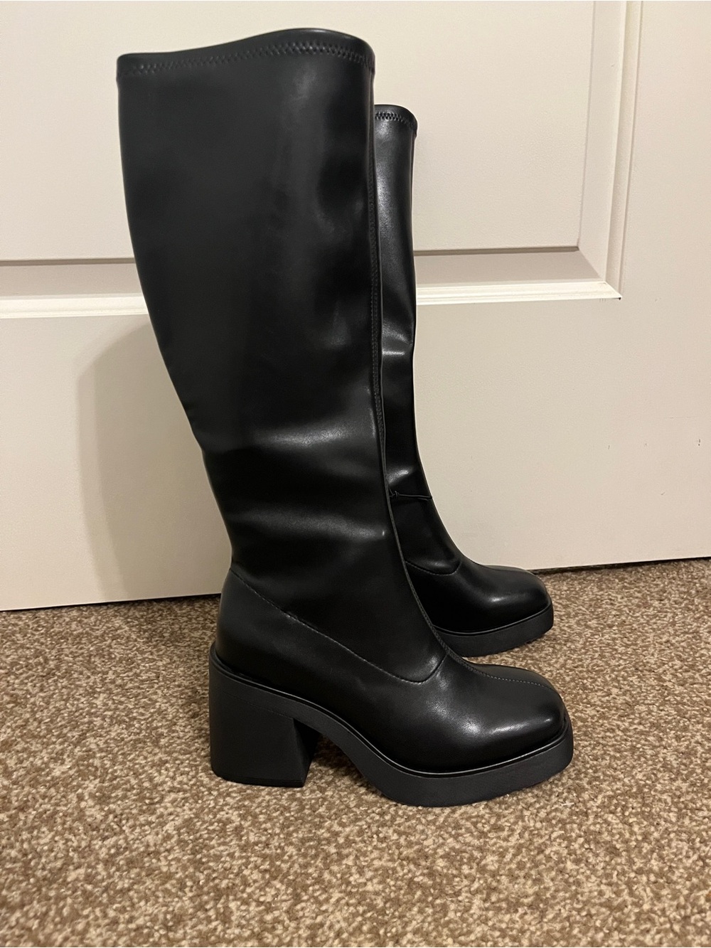 Wild Fable Azzahya Black Faux Leather Chunky Platform Square Toe Boots Womens 6